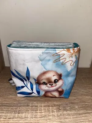 Panier et ses lingettes Milo la loutre, feuillage bleu