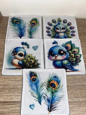 Panier et ses lingettes Léon le Paon, roue déployée – photo 4