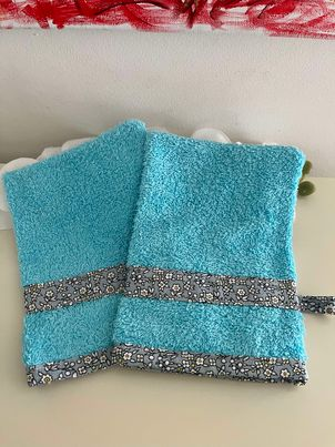 Lot de 2 gants de toilette